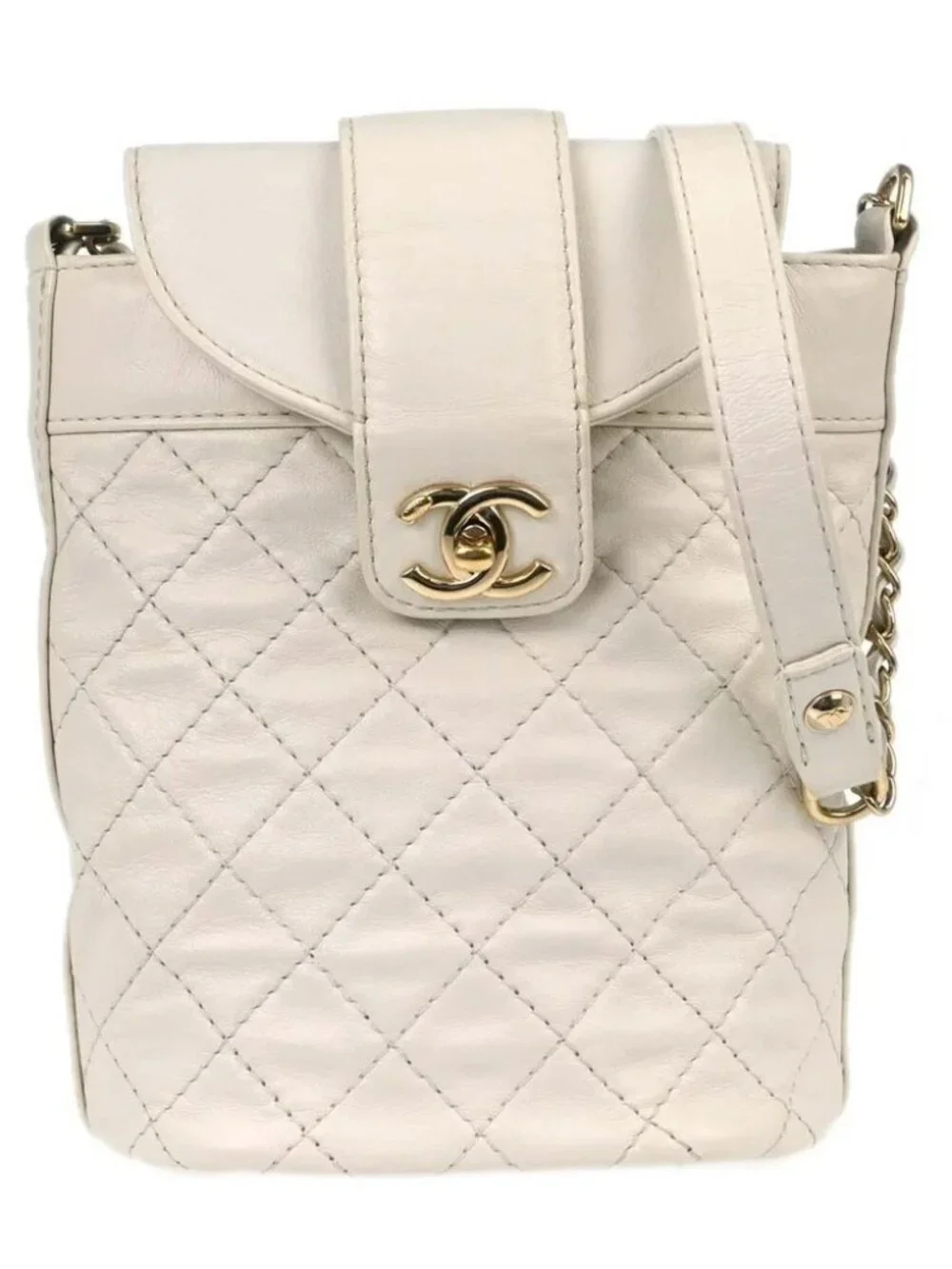 Chanel White Leather Matelasse Bucket Chain Shoulder Bag